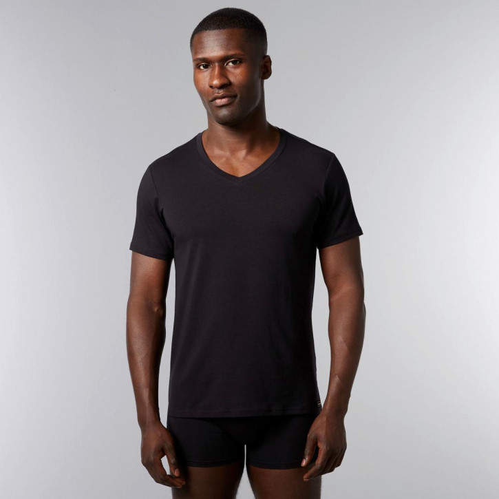 bruno banani Infinity V-Shirt (47% Baumwolle, 47% Modal, 6% Elasthan) S / Schwarz